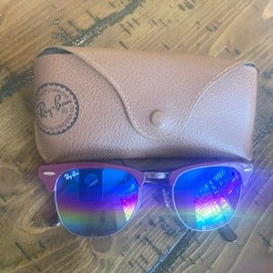 Ray Ban Juniors Clubmaster 3016 1222/C2
Bordeaux bronze Mineral Fade Mirror